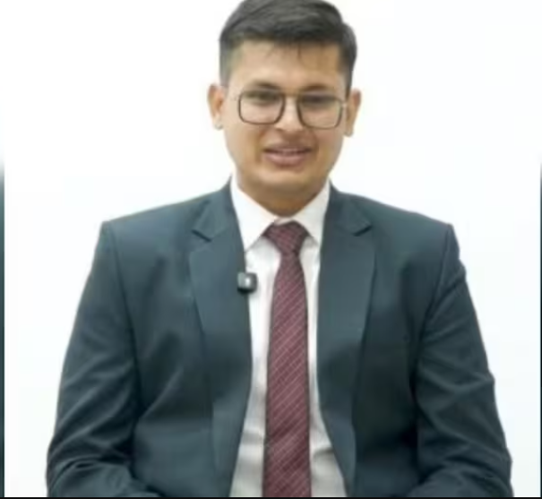 UPSC CSE 2025: अनुज अग्निहोत्री बने ऑल इंडिया टॉपर, जानिए उनकी सफलता की कहानी